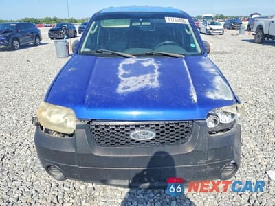 Piąte zdjęcie samochodu w środku: 2005 FORD ESCAPE XLS VIN:1FMYU02Z55KB35520 - miniatura