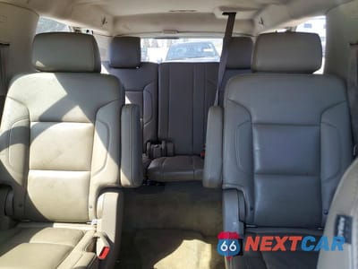 Zdjęcie 10 z 14 samochodu: 2015 CHEVROLET SUBURBAN C1500 LT VIN:1GNSCJKC5FR589958 - miniatura