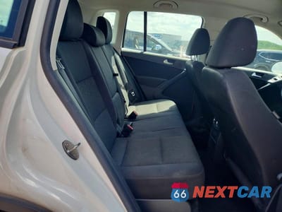 Zdjęcie 10 z 12 samochodu: 2017 VOLKSWAGEN TIGUAN S VIN:WVGBV7AX1HK054661 - miniatura
