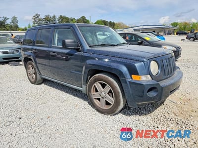 Czwarte zdjęcie samochodu z boku: 2008 JEEP PATRIOT SPORT VIN:1J8FT28WX8D522010 - miniatura