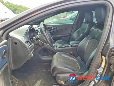 Zdjęcie 7 z 12 samochodu: 2015 CHRYSLER 200 S VIN:1C3CCCDGXFN630329 - miniatura