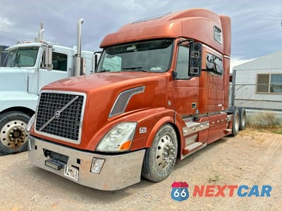 Drugie zdjęcie samochodu z przodu: 2007 VOLVO VN VNL VIN:4V4NC9KK87N466664 - miniatura