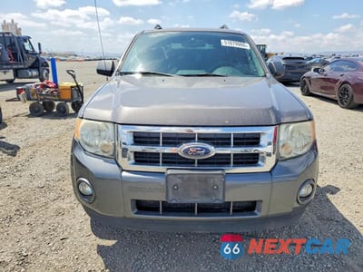 Piąte zdjęcie samochodu w środku: 2012 FORD ESCAPE XLT VIN:1FMCU0D74CKB44955 - miniatura