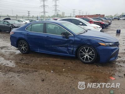 Czwarte zdjęcie samochodu z boku: 2024 TOYOTA CAMRY SE VIN:4T1G11AK4RU243684 - miniatura
