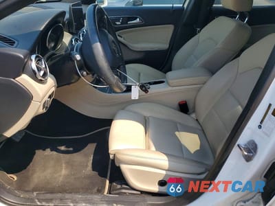 Zdjęcie 7 z 13 samochodu: 2019 MERCEDES-BENZ GLA 250 4MATIC VIN:WDCTG4GBXKJ630705 - miniatura
