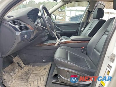 Zdjęcie 7 z 13 samochodu: 2012 BMW X5 XDRIVE35D VIN:5UXZW0C51CL674379 - miniatura