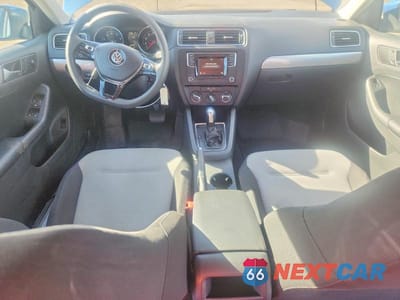 Zdjęcie 8 z 12 samochodu: 2017 VOLKSWAGEN JETTA S VIN:3VW2B7AJ2HM213508 - miniatura