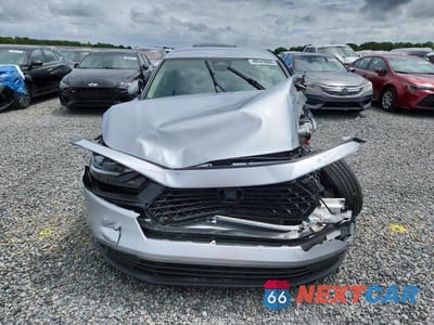 Piąte zdjęcie samochodu w środku: 2025 HONDA ACCORD LX VIN:1HGCY1F26SA088636 - miniatura