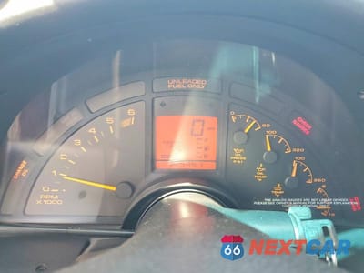 Zdjęcie 9 z 12 samochodu: 1993 CHEV CORVETTE VIN:1G1YY23P4P5114962 - miniatura