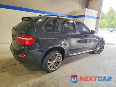 Trzecie zdjęcie samochodu z tyłu: 2009 BMW X5 XDRIVE30I VIN:5UXFE43529L274918 - miniatura