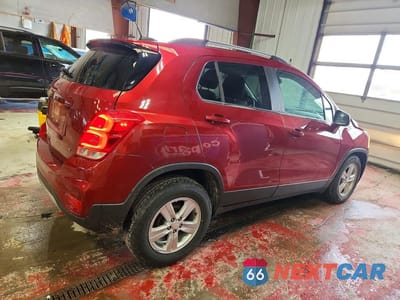 Trzecie zdjęcie samochodu z tyłu: 2020 CHEVROLET TRAX 1LT VIN:3GNCJLSB4LL192645 - miniatura