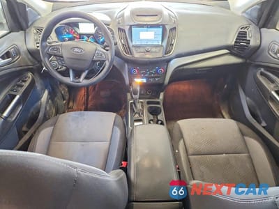 Zdjęcie 8 z 13 samochodu: 2018 FORD ESCAPE SE VIN:1FMCU9GD7JUB32550 - miniatura