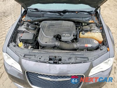 Zdjęcie 11 z 12 samochodu: 2016 CHRYSLER 300 LIMITED VIN:2C3CCAAG6GH147911 - miniatura