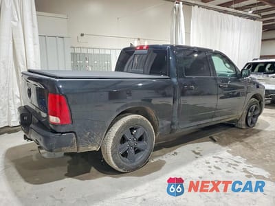 Trzecie zdjęcie samochodu z tyłu: 2018 RAM 1500 SLT VIN:1C6RR7LT3JS114275 - miniatura