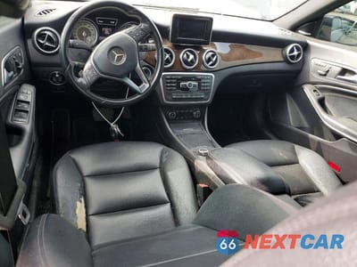 Zdjęcie 8 z 12 samochodu: 2014 MERCEDES-BENZ CLA 250 VIN:WDDSJ4EB5EN050870 - miniatura