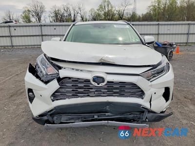 Piąte zdjęcie samochodu w środku: 2019 TOYOTA RAV4 HYBRID LIMITED VIN:JTMDWRFV4KJ007425 - miniatura