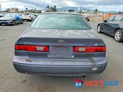 Zdjęcie 6 z 12 samochodu: 1999 TOYOTA CAMRY LE VIN:4T1BG22KXXU548214 - miniatura