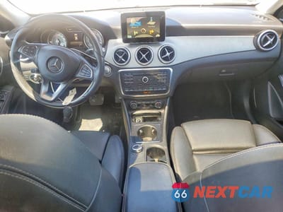 Zdjęcie 8 z 12 samochodu: 2017 MERCEDES-BENZ GLA 250 4MATIC VIN:WDCTG4GB0HJ305568 - miniatura