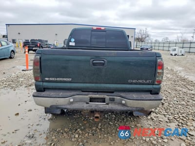 Zdjęcie 6 z 12 samochodu: 2001 CHEVROLET SILVERADO K2500 HEAVY DUTY VIN:1GCHK29U81E191153 - miniatura