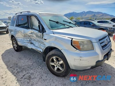 Czwarte zdjęcie samochodu z boku: 2008 HONDA PILOT SE VIN:5FNYF18328B018549 - miniatura