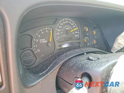 Zdjęcie 9 z 12 samochodu: 2005 CHEVROLET TAHOE K1500 VIN:1GNEK13TX5J164196 - miniatura