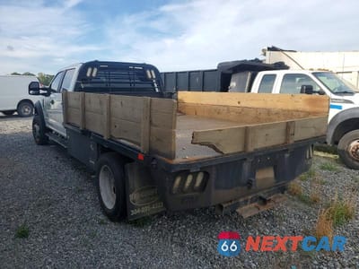 Trzecie zdjęcie samochodu z tyłu: 2021 FORD F450 SUPER DUTY FLATBED TRUCK VIN:1FD0W4HT9MED04078 - miniatura
