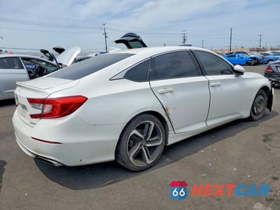 Trzecie zdjęcie samochodu z tyłu: 2018 HONDA ACCORD SPORT VIN:1HGCV1F31JA147883 - miniatura