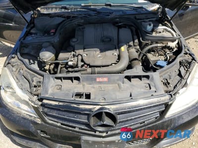 Zdjęcie 11 z 11 samochodu: 2014 MERCEDES-BENZ C 250 VIN:WDDGF4HB2ER316938 - miniatura