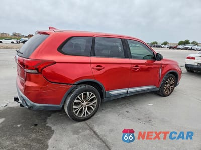 Trzecie zdjęcie samochodu z tyłu: 2017 MITSUBISHI OUTLANDER ES VIN:JA4AD2A30HZ067549 - miniatura