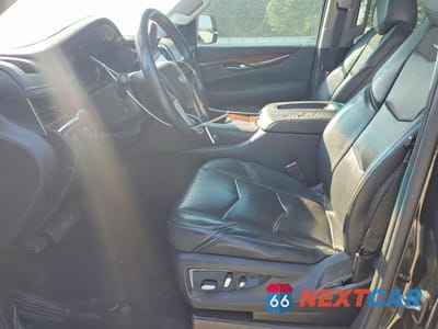 Zdjęcie 7 z 13 samochodu: 2018 CADILLAC ESCALADE VIN:1GYS3AKJ5JR108116 - miniatura