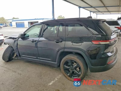 Drugie zdjęcie samochodu z przodu: 2023 JEEP GRAND CHEROKEE LIMITED VIN:1C4RJHBG0PC524139 - miniatura