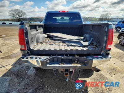 Zdjęcie 6 z 13 samochodu: 2014 GMC SIERRA K2500 SLE VIN:1GT120CG7EF171050 - miniatura