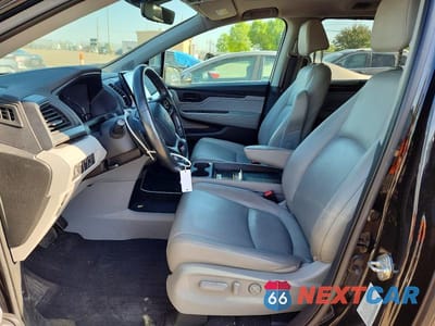Zdjęcie 7 z 13 samochodu: 2019 HONDA ODYSSEY EXL VIN:5FNRL6H72KB061535 - miniatura