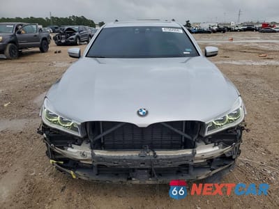Piąte zdjęcie samochodu w środku: 2017 BMW 750 I VIN:WBA7F0C33HGM21603 - miniatura