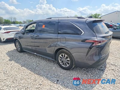 Drugie zdjęcie samochodu z przodu: 2025 TOYOTA SIENNA XLE 7-PASSENGER VIN:5TDYSKFCXSS211443 - miniatura