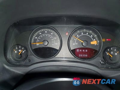 Zdjęcie 9 z 12 samochodu: 2016 JEEP PATRIOT LATITUDE VIN:1C4NJRFB8GD725803 - miniatura