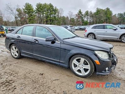 Czwarte zdjęcie samochodu z boku: 2010 MERCEDES-BENZ C 300 4MATIC VIN:WDDGF8BB2AR102932 - miniatura