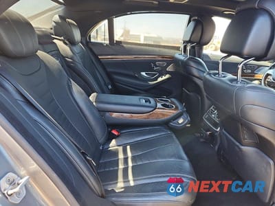Zdjęcie 10 z 12 samochodu: 2015 MERCEDES-BENZ S 550 4MATIC VIN:WDDUG8FB1FA203170 - miniatura