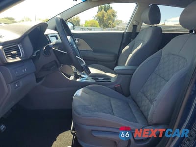 Zdjęcie 7 z 12 samochodu: 2018 KIA NIRO LX VIN:KNDCB3LC1J5210657 - miniatura