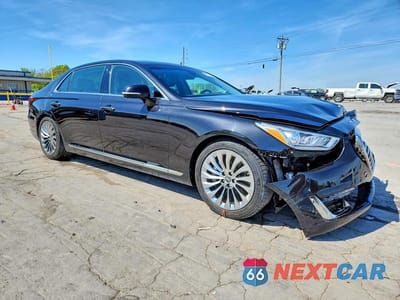 Czwarte zdjęcie samochodu z boku: 2018 GENESIS G90 ULTIMATE VIN:KMHG54JH6JU037037 - miniatura