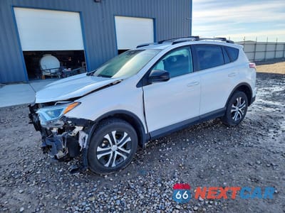 2017 TOYOTA RAV4 LE 2T3BFREV0HW570815 - główne zdjęcie licytacji z USA - miniatura