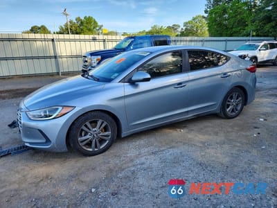 2017 HYUNDAI ELANTRA SE 5NPD84LFXHH064031 - główne zdjęcie licytacji z USA - miniatura