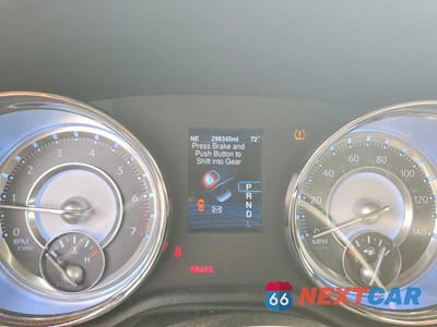 Zdjęcie 9 z 11 samochodu: 2013 CHRYSLER 300 VIN:2C3CCAAG9DH528809 - miniatura