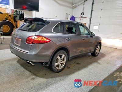 Trzecie zdjęcie samochodu z tyłu: 2013 PORSCHE CAYENNE VIN:WP1AA2A21DLA06227 - miniatura