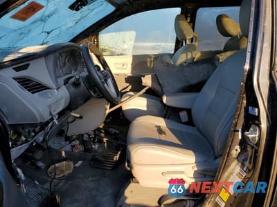 Zdjęcie 7 z 13 samochodu: 2020 TOYOTA SIENNA L VIN:5TDZZ3DC2LS066814 - miniatura