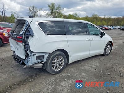 Trzecie zdjęcie samochodu z tyłu: 2023 CHRYSLER PACIFICA TOURING L VIN:2C4RC1BG3PR563476 - miniatura