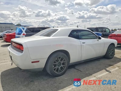 Trzecie zdjęcie samochodu z tyłu: 2013 DODGE CHALLENGER SXT VIN:2C3CDYAG4DH693821 - miniatura