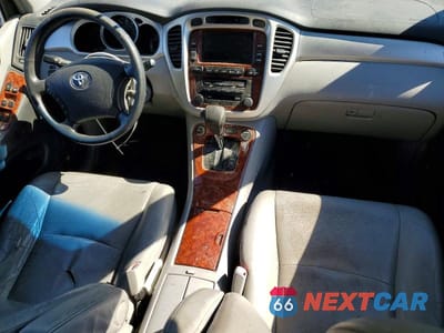 Zdjęcie 8 z 13 samochodu: 2006 TOYOTA HIGHLANDER LIMITED VIN:JTEEP21A160176239 - miniatura