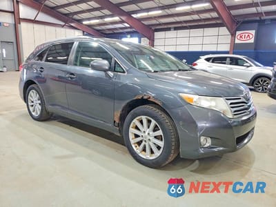 Czwarte zdjęcie samochodu z boku: 2010 TOYOTA VENZA AWD 4CYL VIN:4T3BA3BB0AU010854 - miniatura