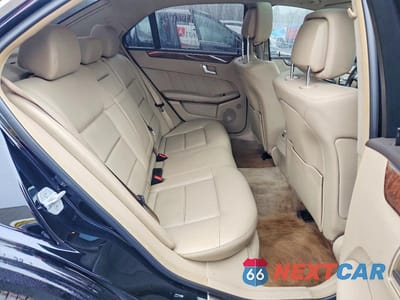 Zdjęcie 10 z 11 samochodu: 2012 MERCEDES-BENZ E 350 4MATIC VIN:WDDHF8JB7CA617464 - miniatura